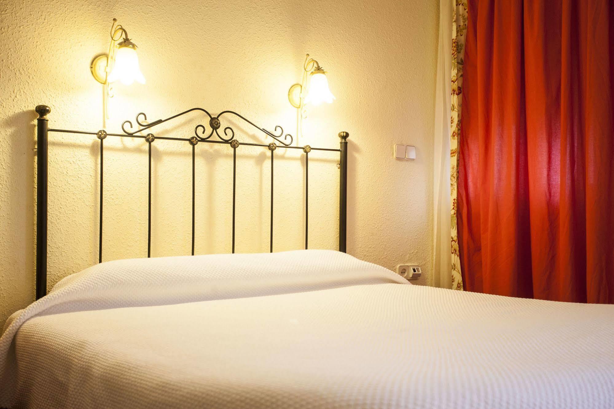 Hostal Castilla Аранхуэс Экстерьер фото